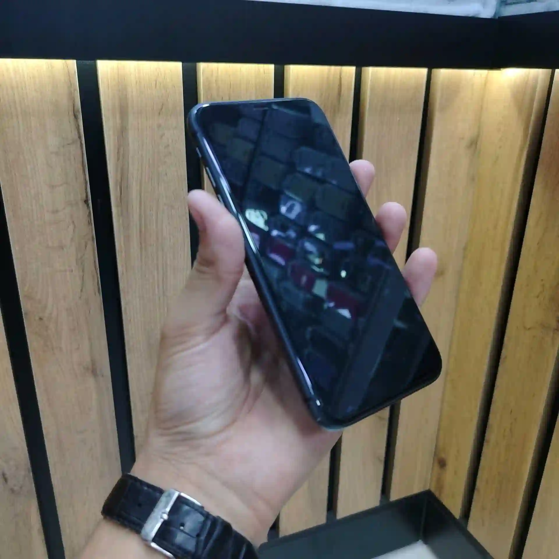 Apple IPhone 11 64 gb — миниатюра 2
