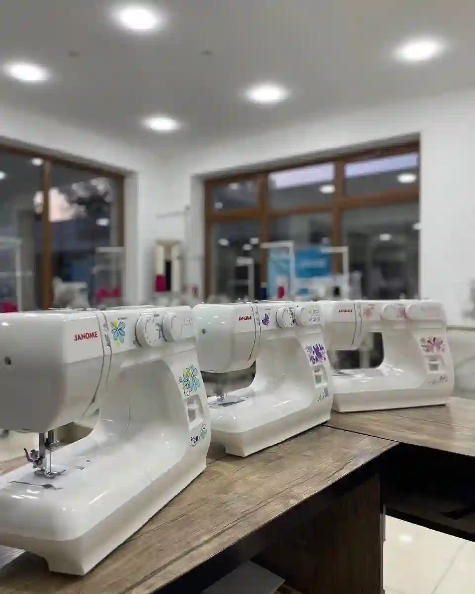 Мошинаи Дарздузи JANOME M20 — миниатюра 4
