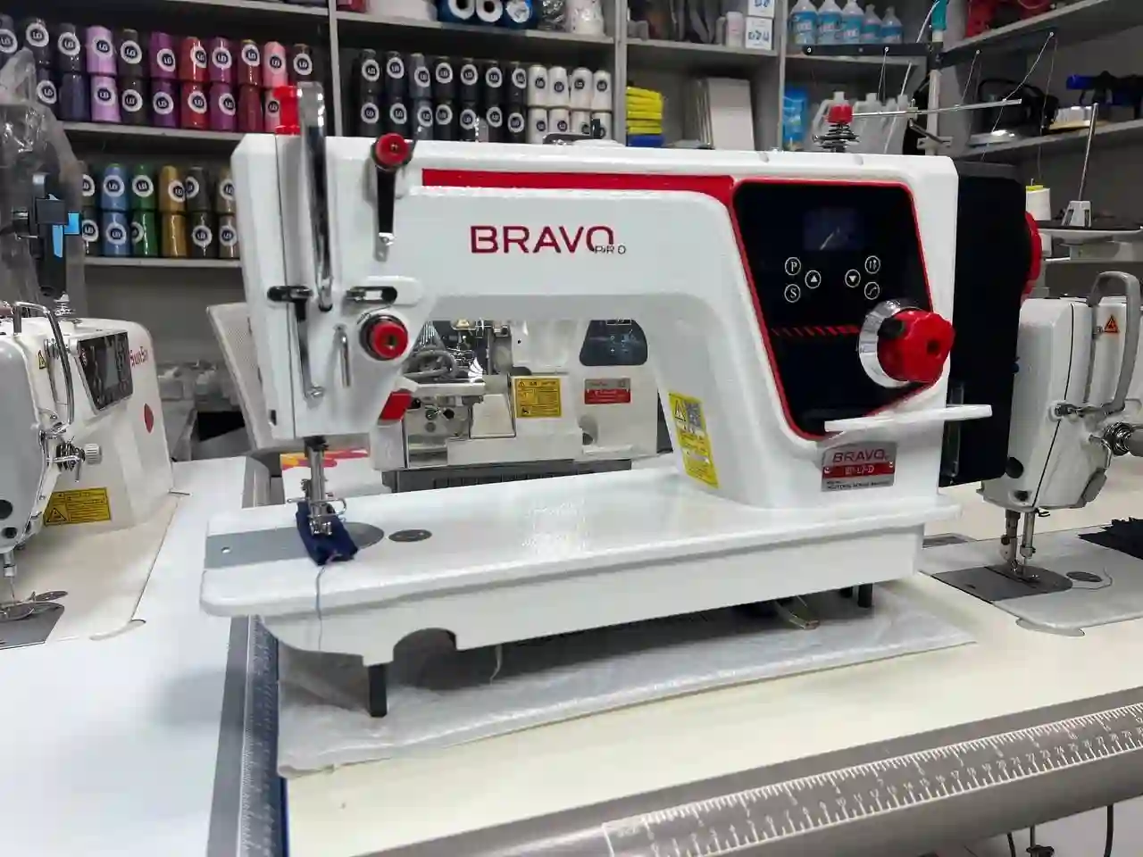 Мошинаи дарздӯзии BRAVO — миниатюра 4