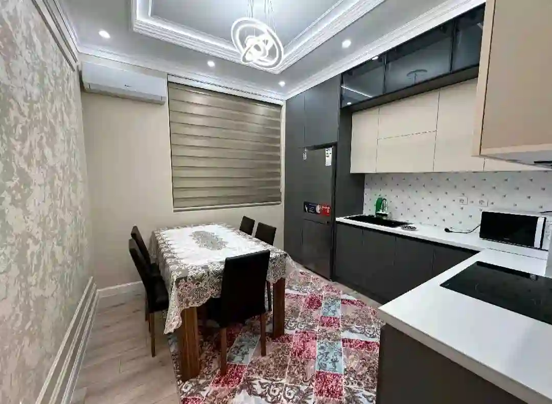 3-к квартира, 6 этаж, 80 м², 46 мкр — миниатюра 7