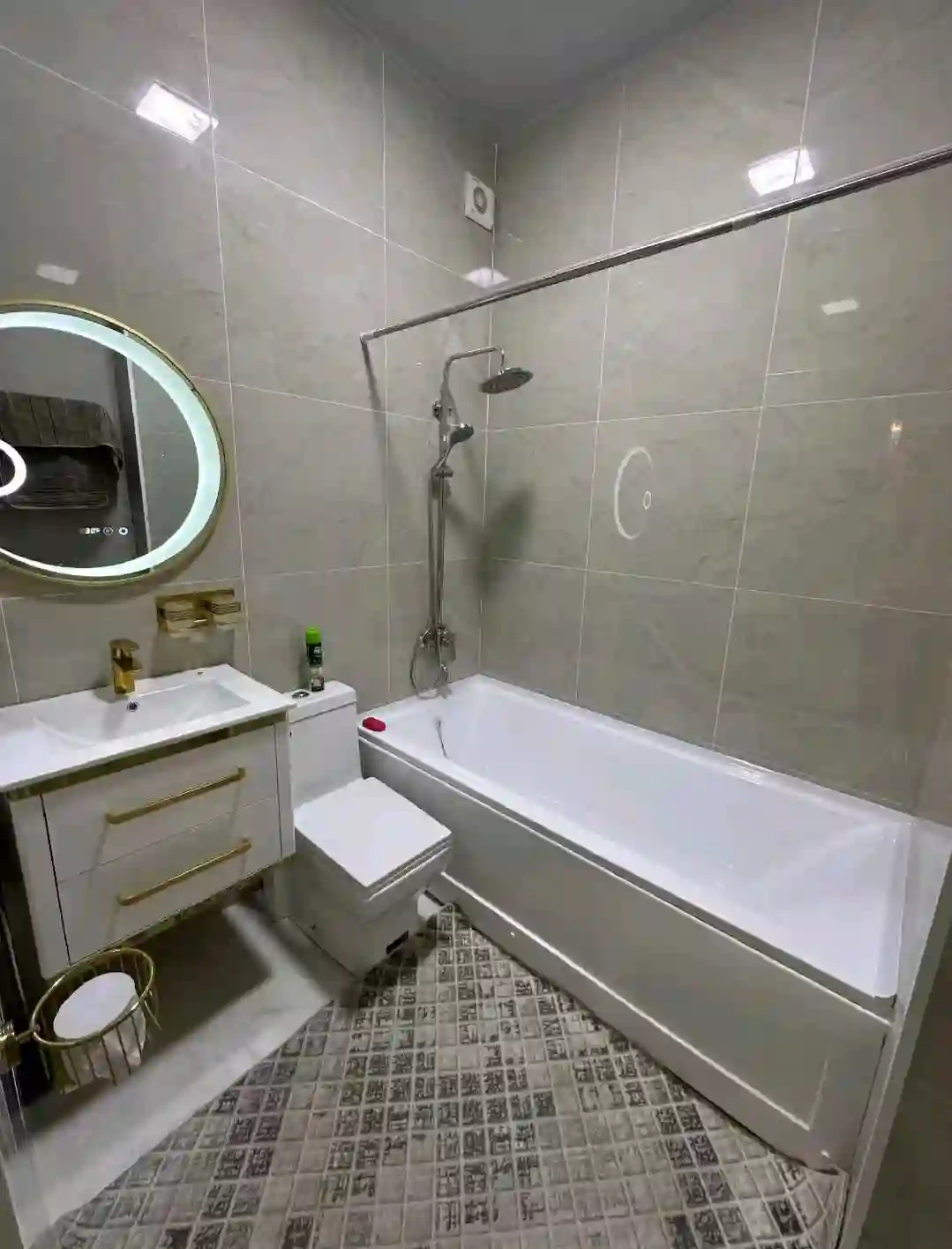3-к квартира, 6 этаж, 80 м², 46 мкр — миниатюра 9