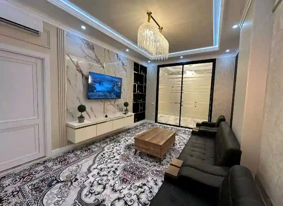 3-к квартира, 6 этаж, 80 м², 46 мкр — миниатюра 2