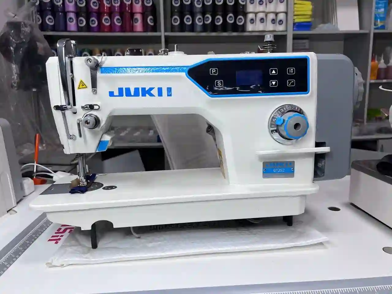 Мошинаи Дузандаги JUKII GT252  — миниатюра 2