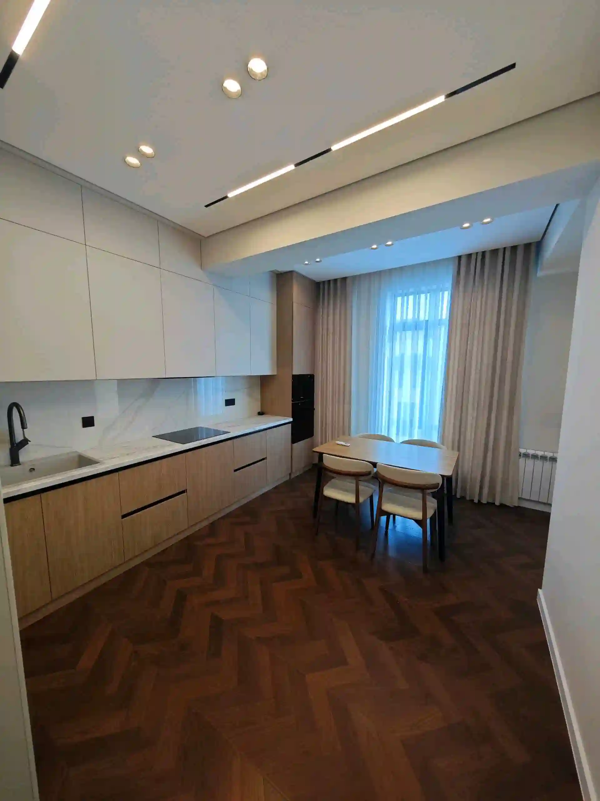 3-к квартира, 11 этаж, 110 м², 33 микрорайон ру ба руи Лицеи умари хаем . — миниатюра 5