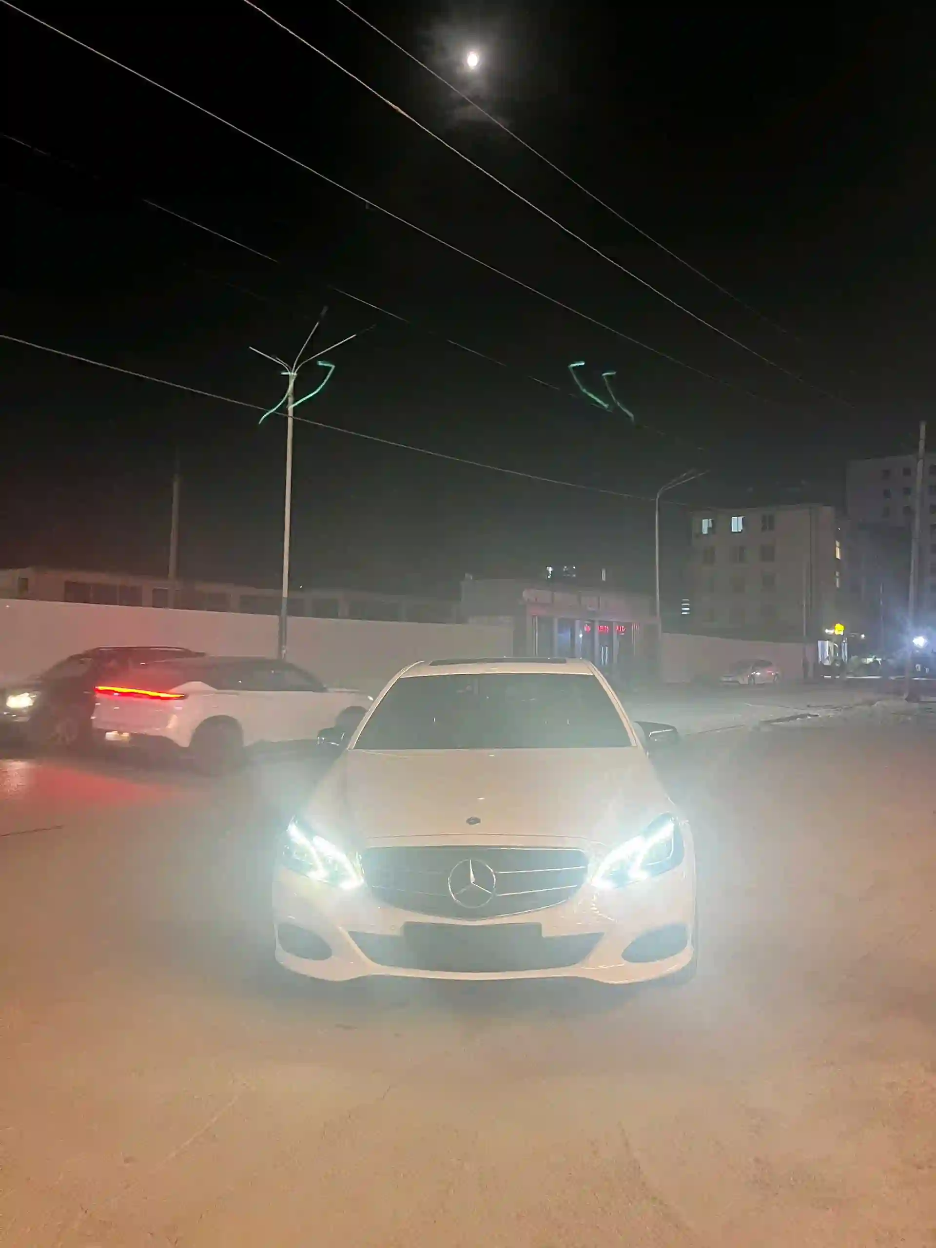 Mercedes-benz E class 2015 — миниатюра 1
