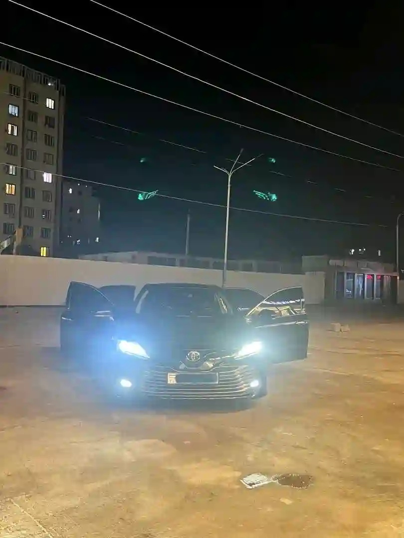 Toyota Camry 2020 — миниатюра 9