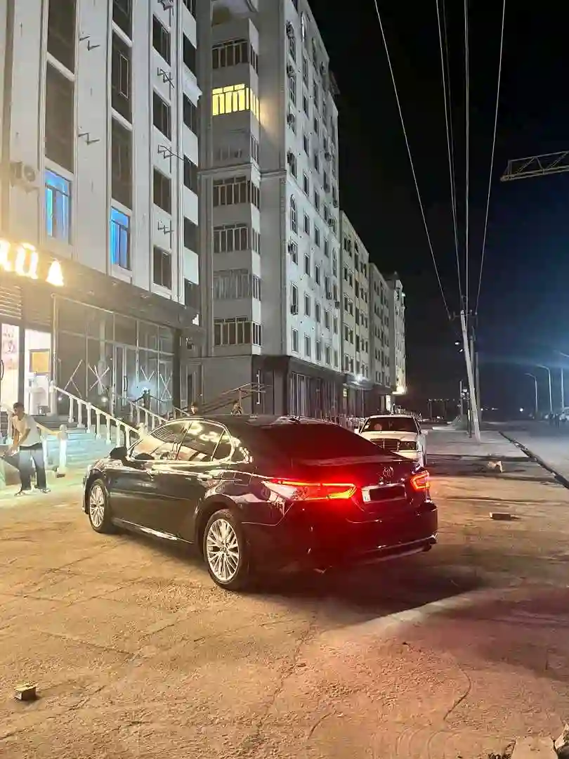 Toyota Camry 2020 — миниатюра 8