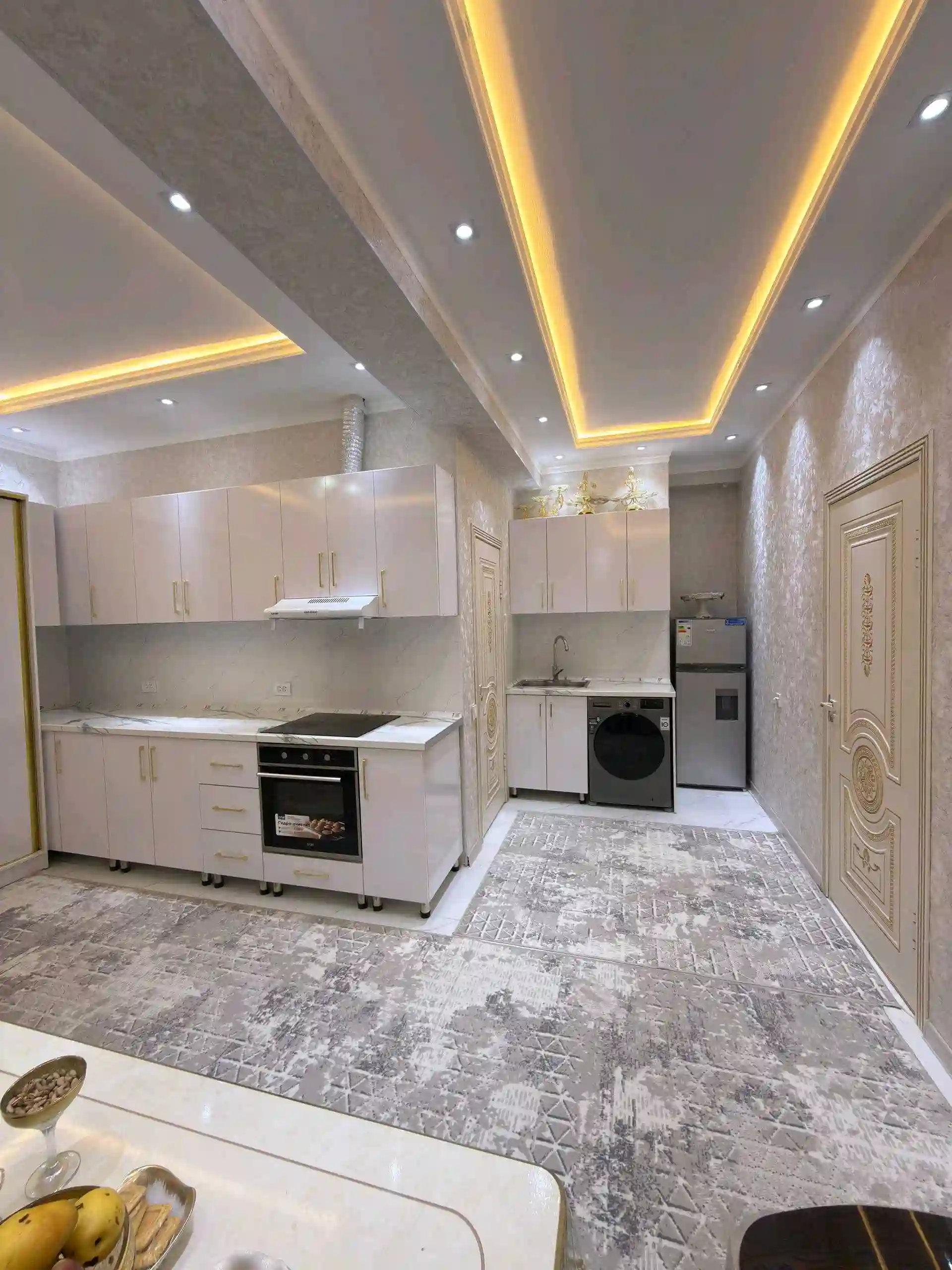 2-к квартира, 11 этаж, 72 м², 33Мкр — миниатюра 6