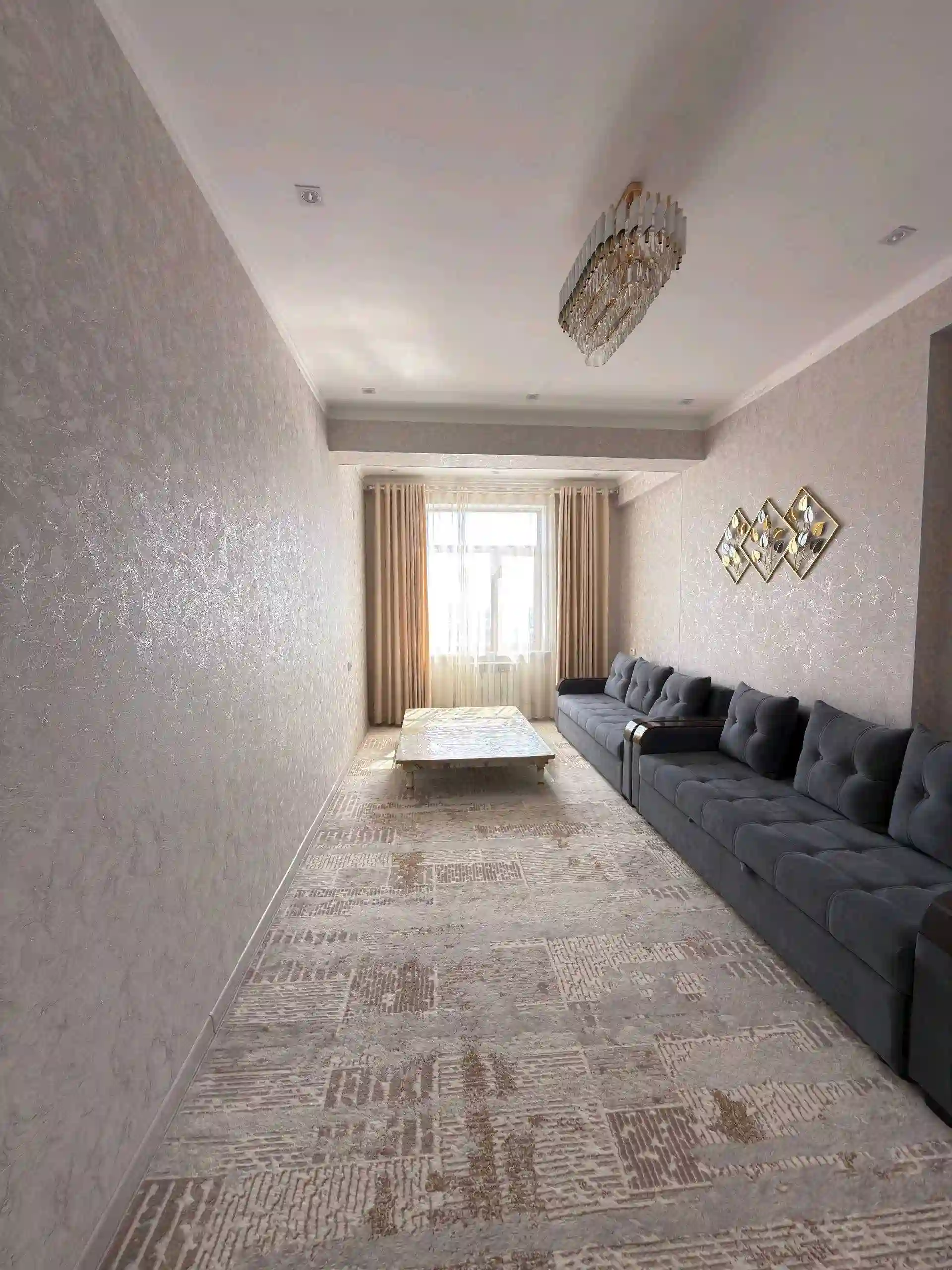 2-к квартира, 11 этаж, 72 м², 33Мкр — миниатюра 2