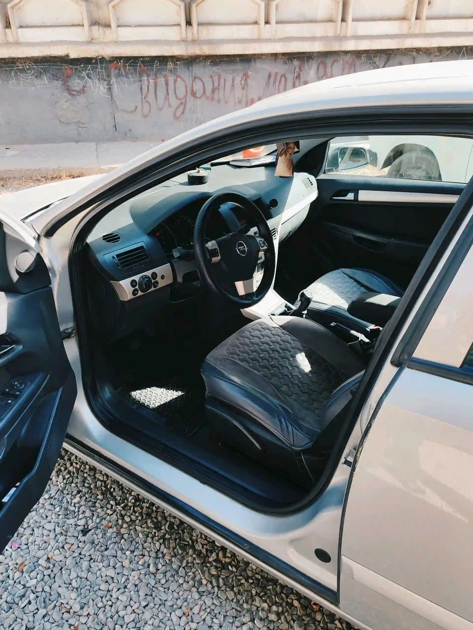 Opel Astra h 2009 — миниатюра 4