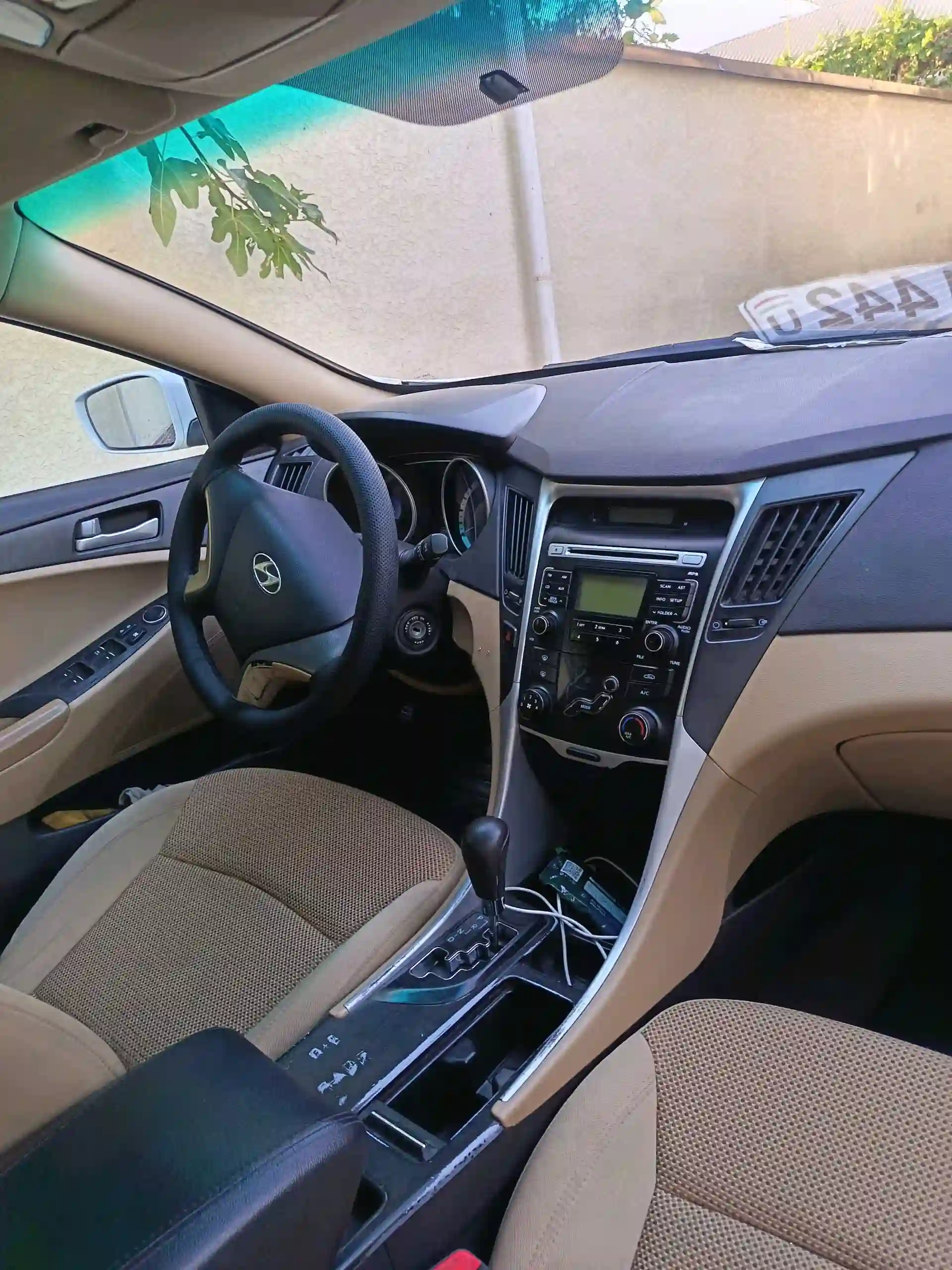 Hyundai Sonata 2010 — миниатюра 8