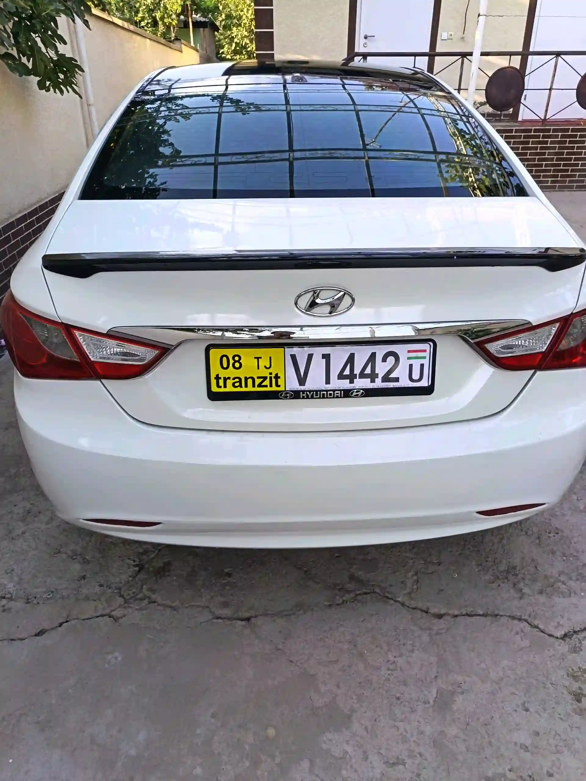 Hyundai Sonata 2010 — миниатюра 19