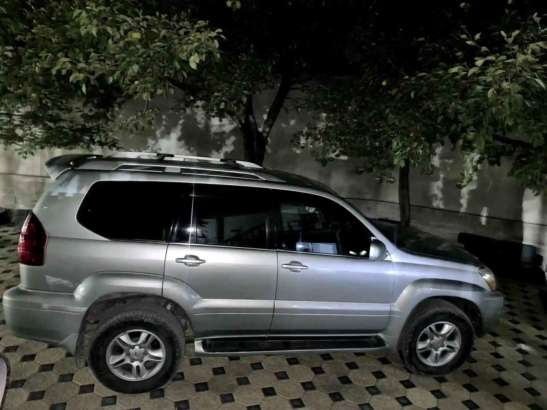 Lexus Gx series 2005 — миниатюра 3