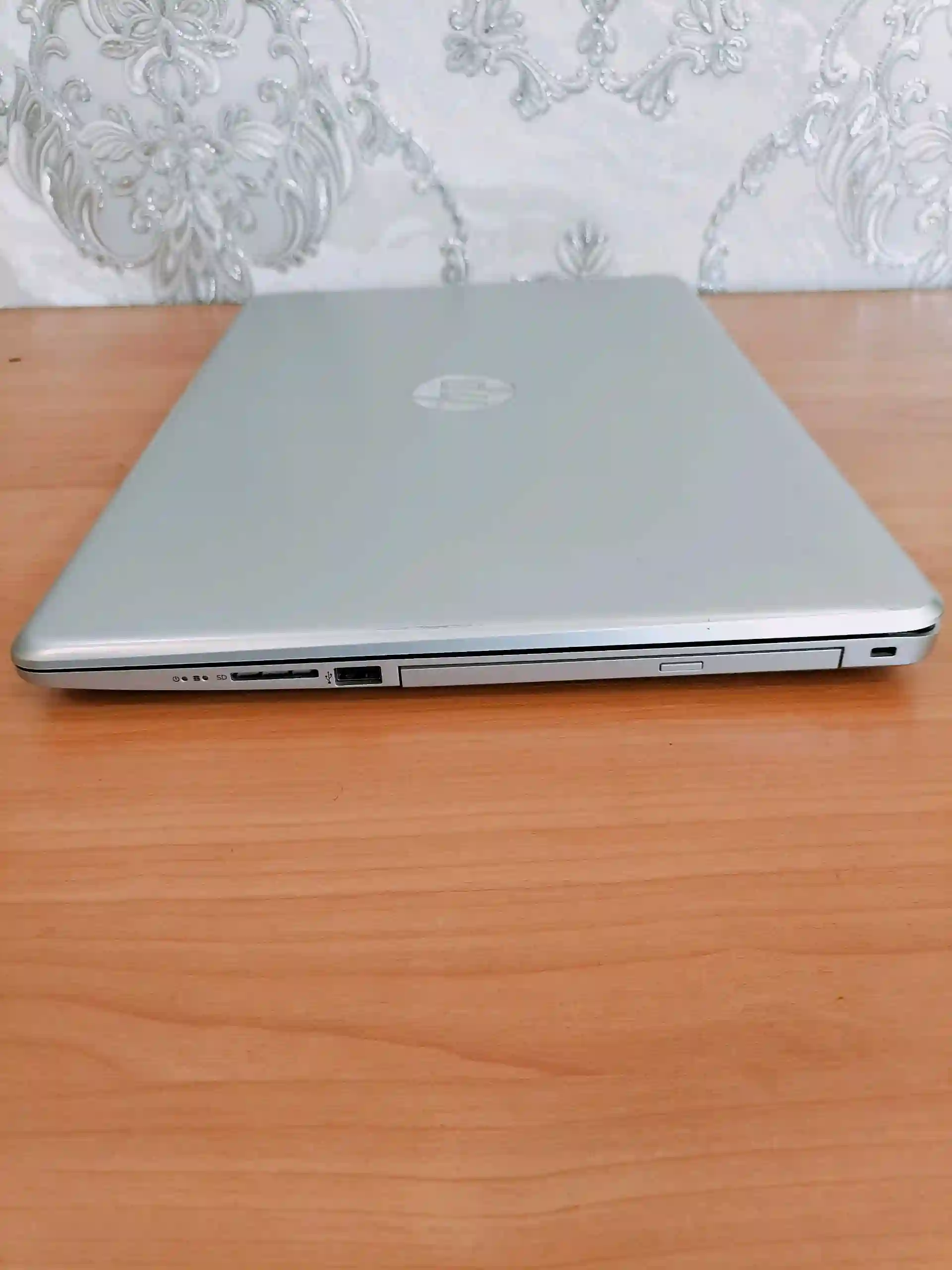 HP мощный ноутбук  — миниатюра 3