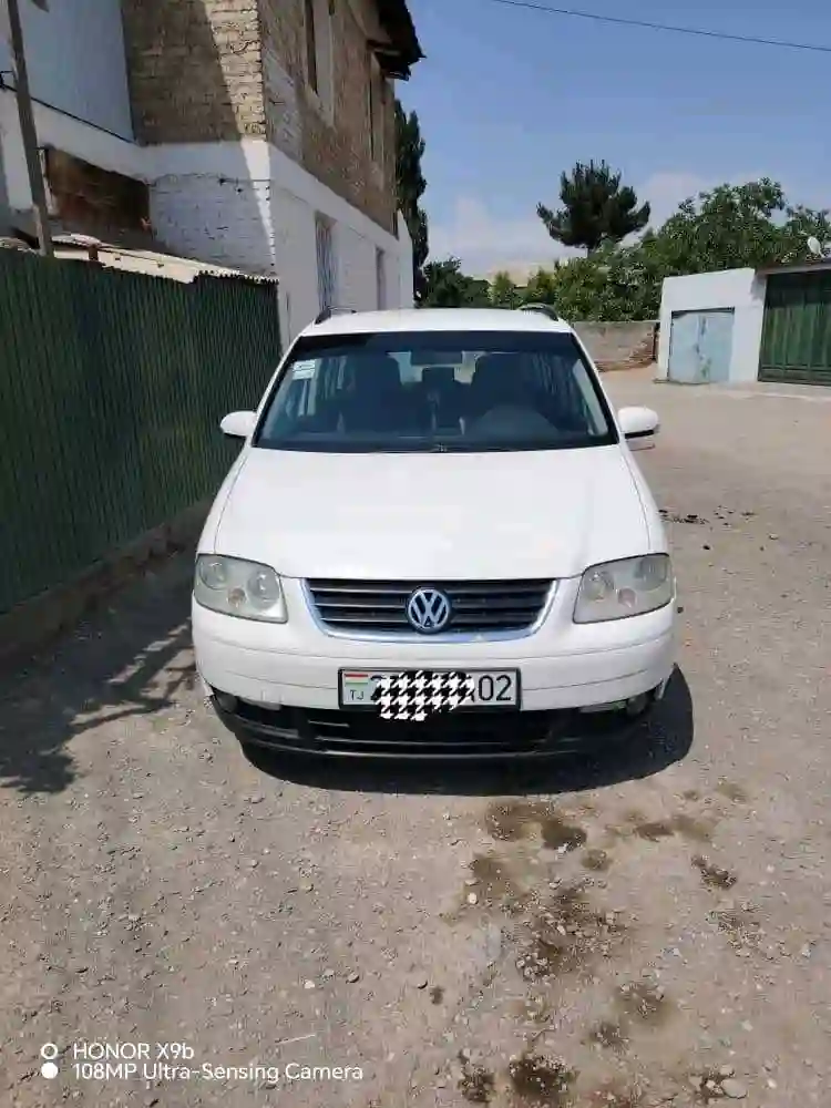Volkswagen Touran 2006 — миниатюра 1