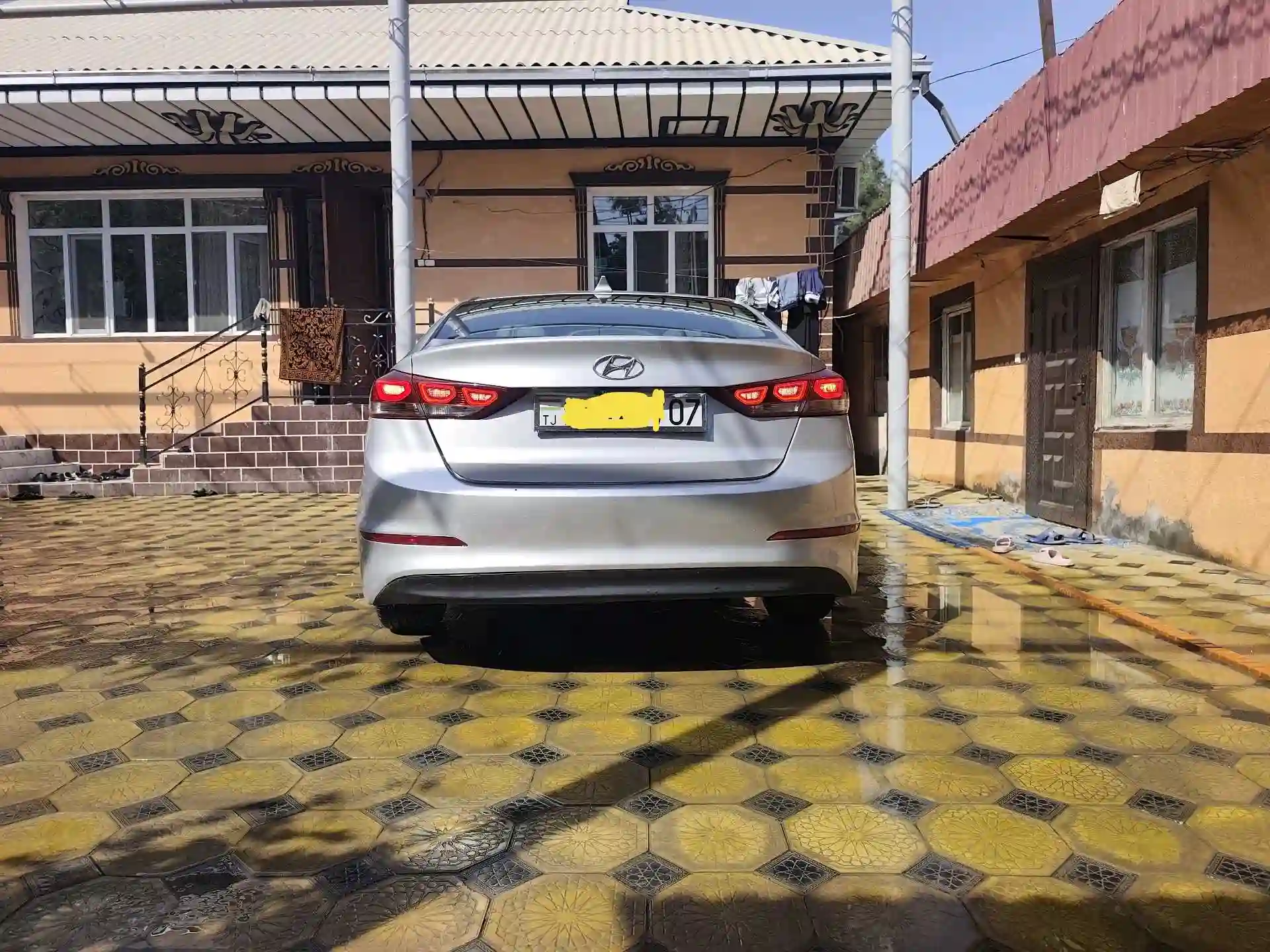 Hyundai Elantra 2017 — миниатюра 2