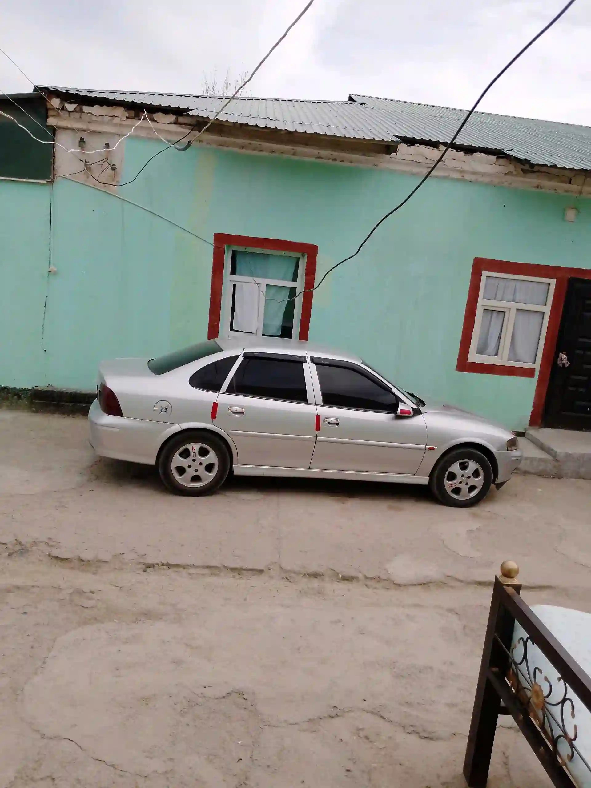 Opel Vectra b 1996 — миниатюра 1