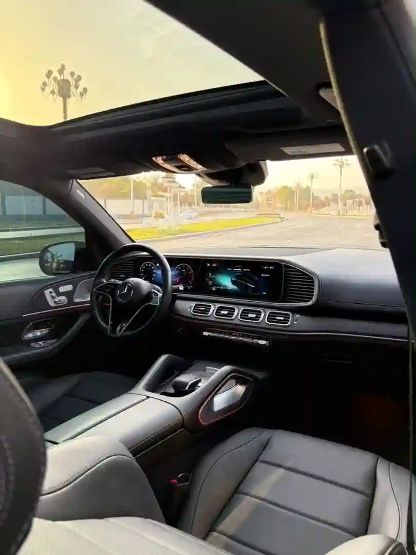 Mercedes-benz Gle class 2024 — миниатюра 7