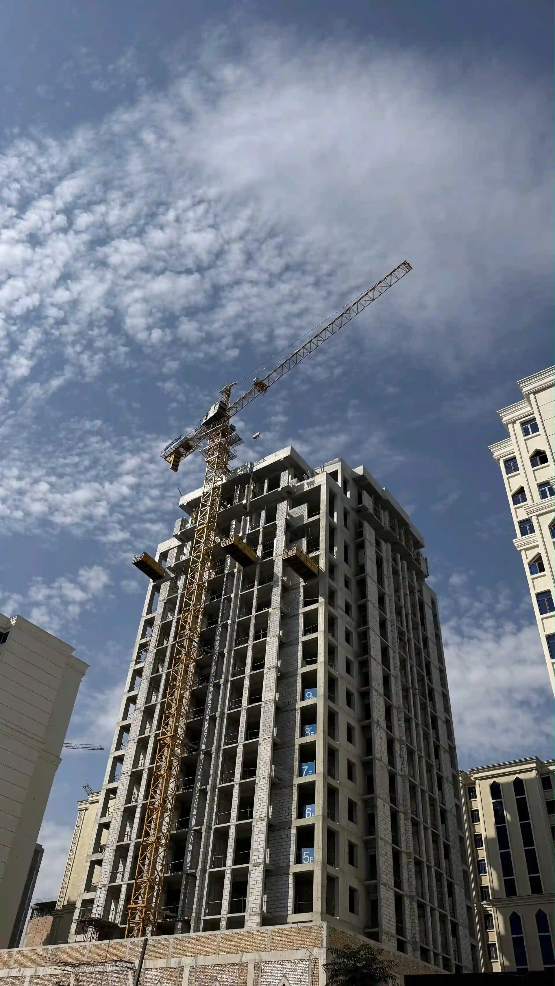 1-к квартира, 9 этаж, 28 м², Фирдавси — миниатюра 1