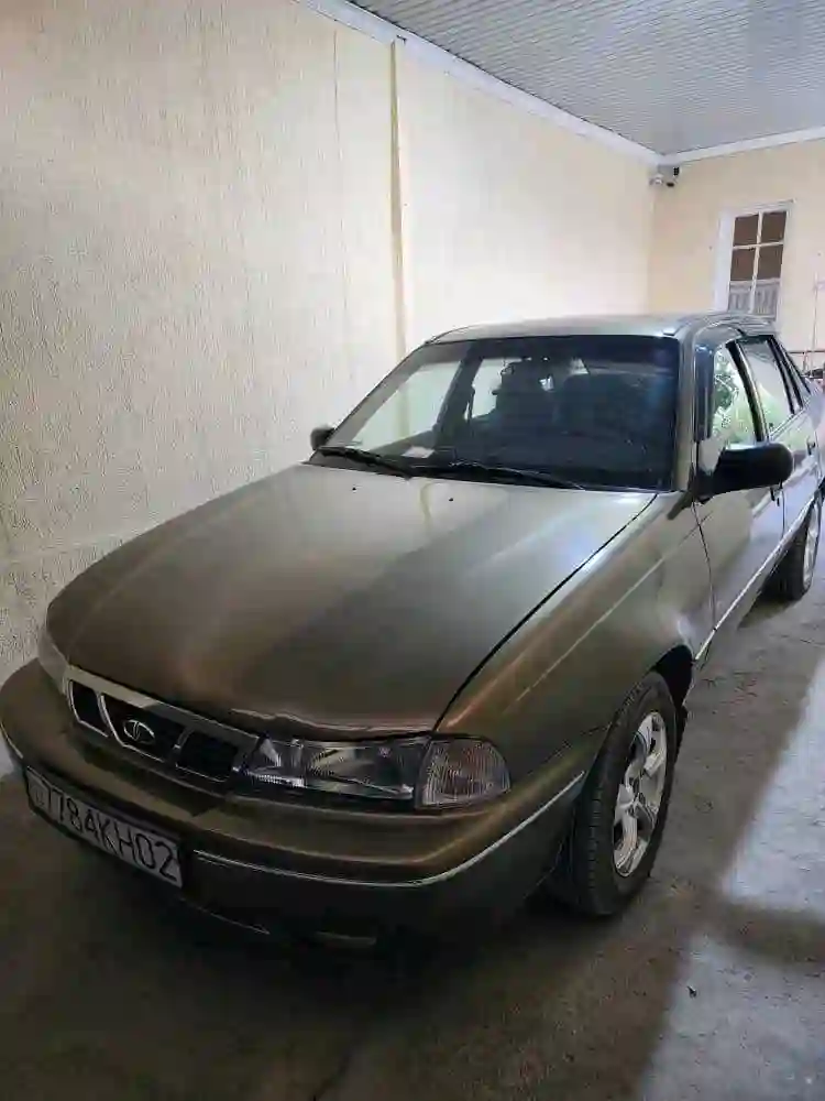 Daewoo Nexia 1995 — миниатюра 1