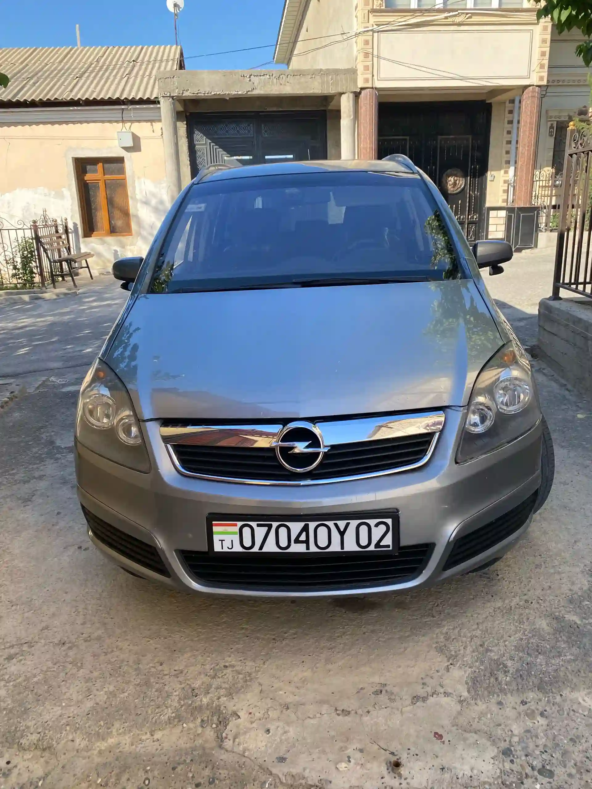 Opel Zafira 2006 — миниатюра 1
