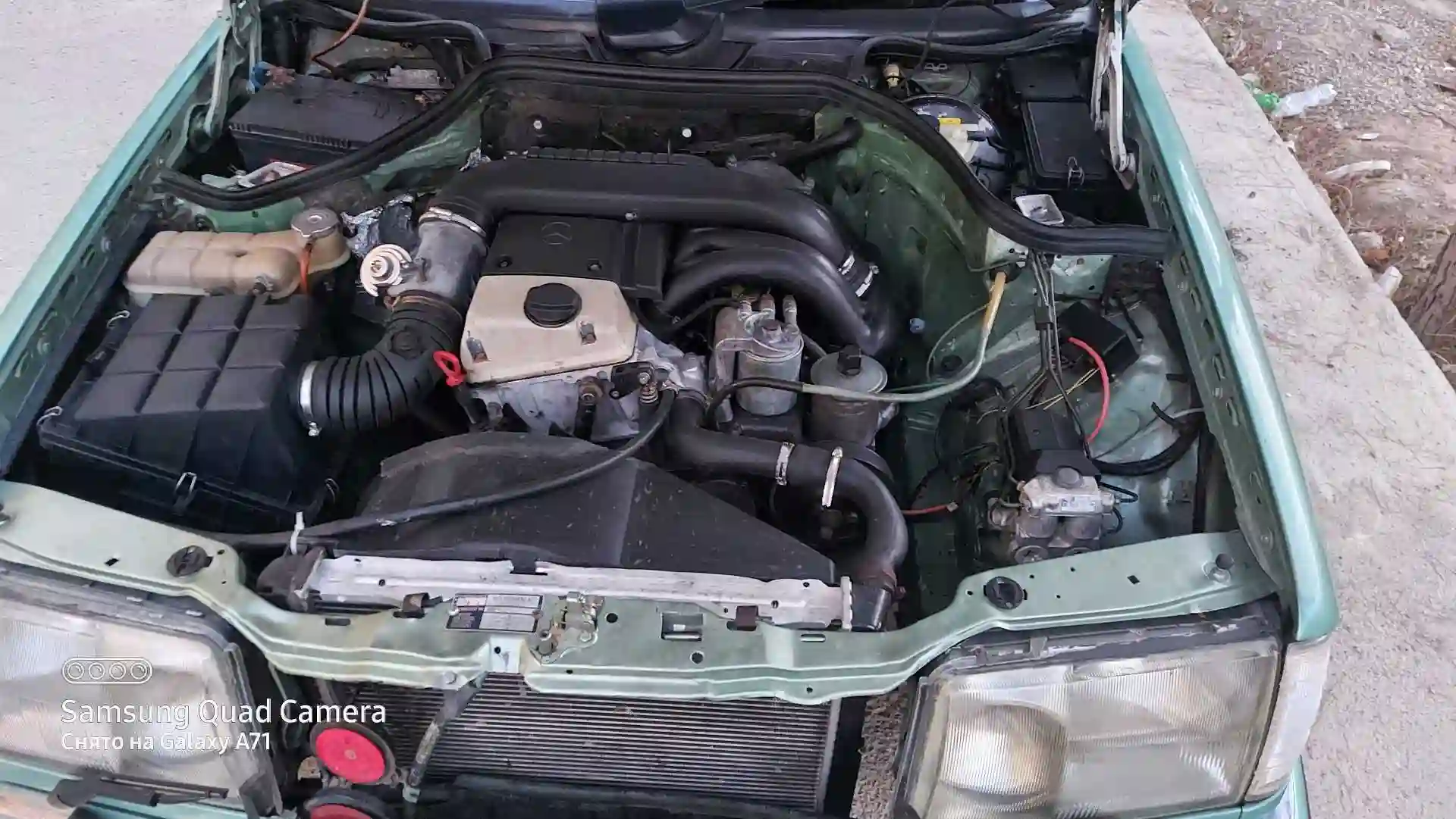 Mercedes-benz W124 1990 — миниатюра 4
