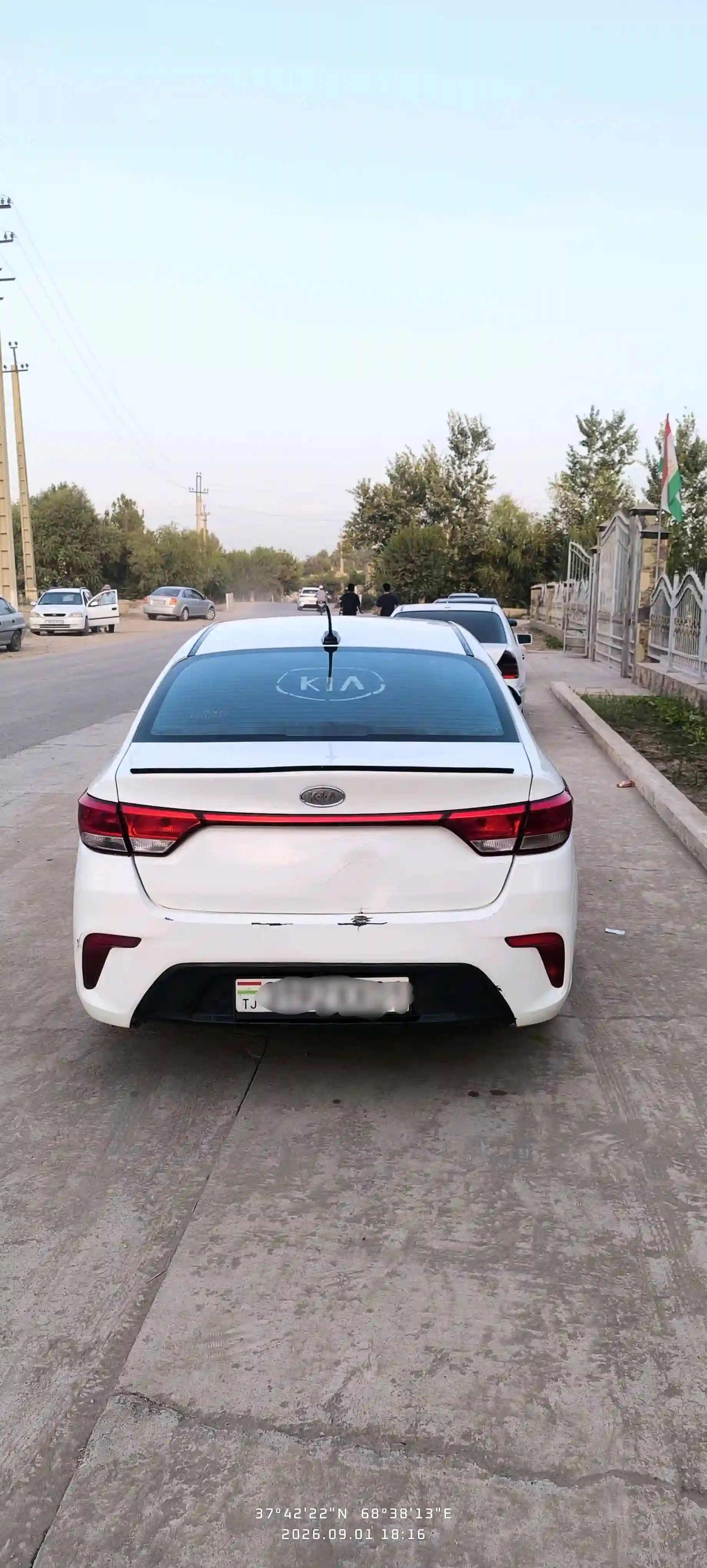 Kia Rio 2017 — миниатюра 5