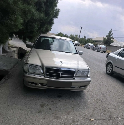Mercedes-benz C class 2000