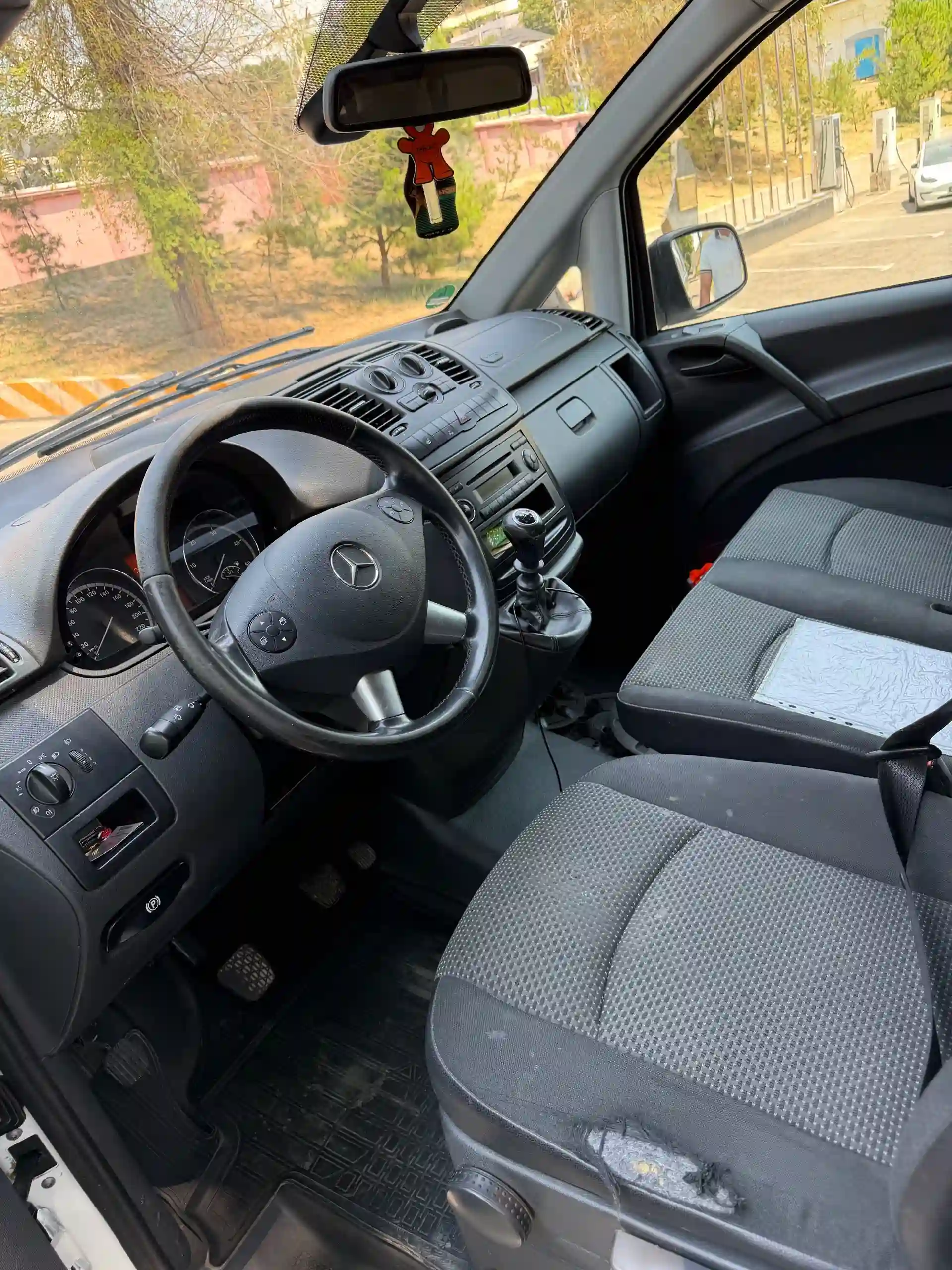 Mercedes-benz Vito 2014 — миниатюра 2
