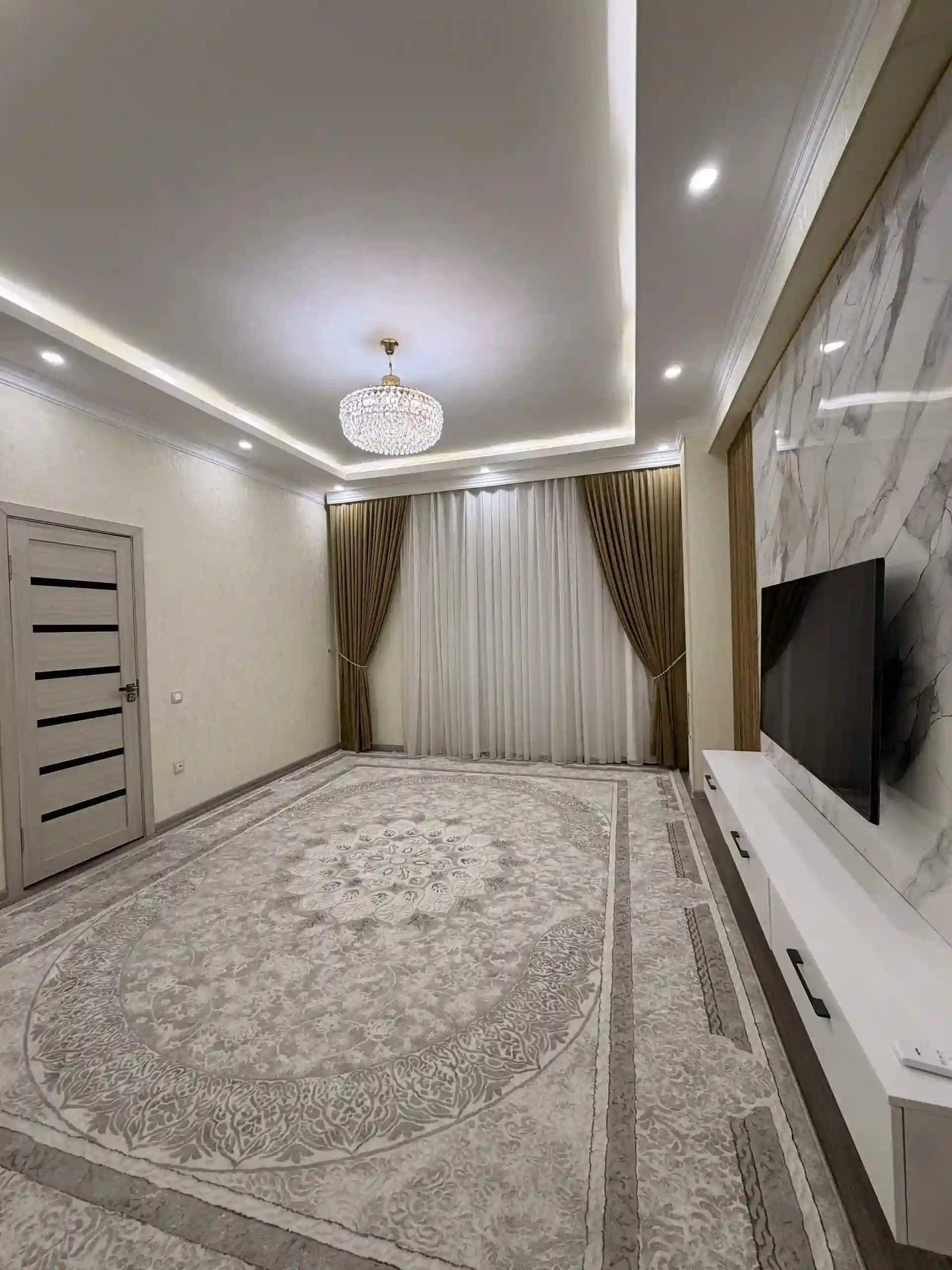 2-к квартира, 12 этаж, 63 м², ру ба руи Цирк доми тисел — миниатюра 1