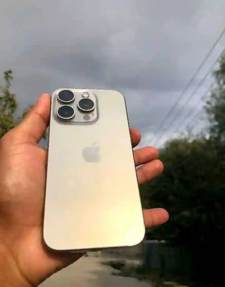 Apple IPhone 15 Pro 128 gb — миниатюра 3