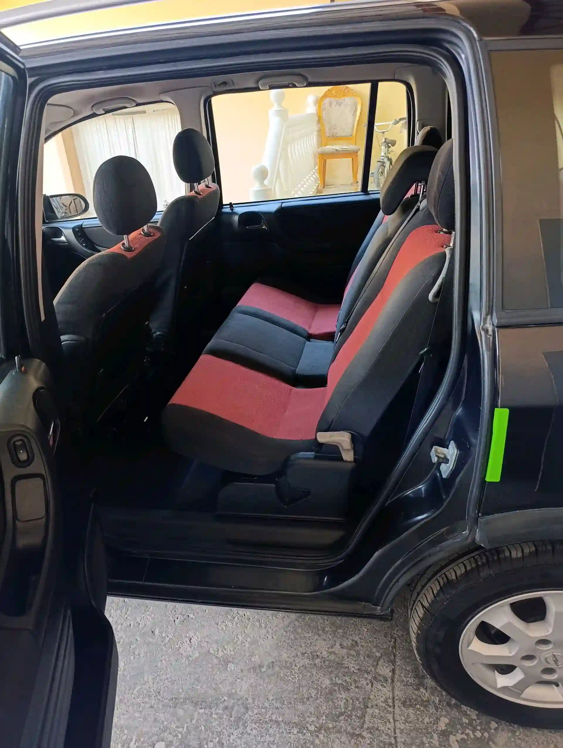 Opel Zafira 2004 — миниатюра 4