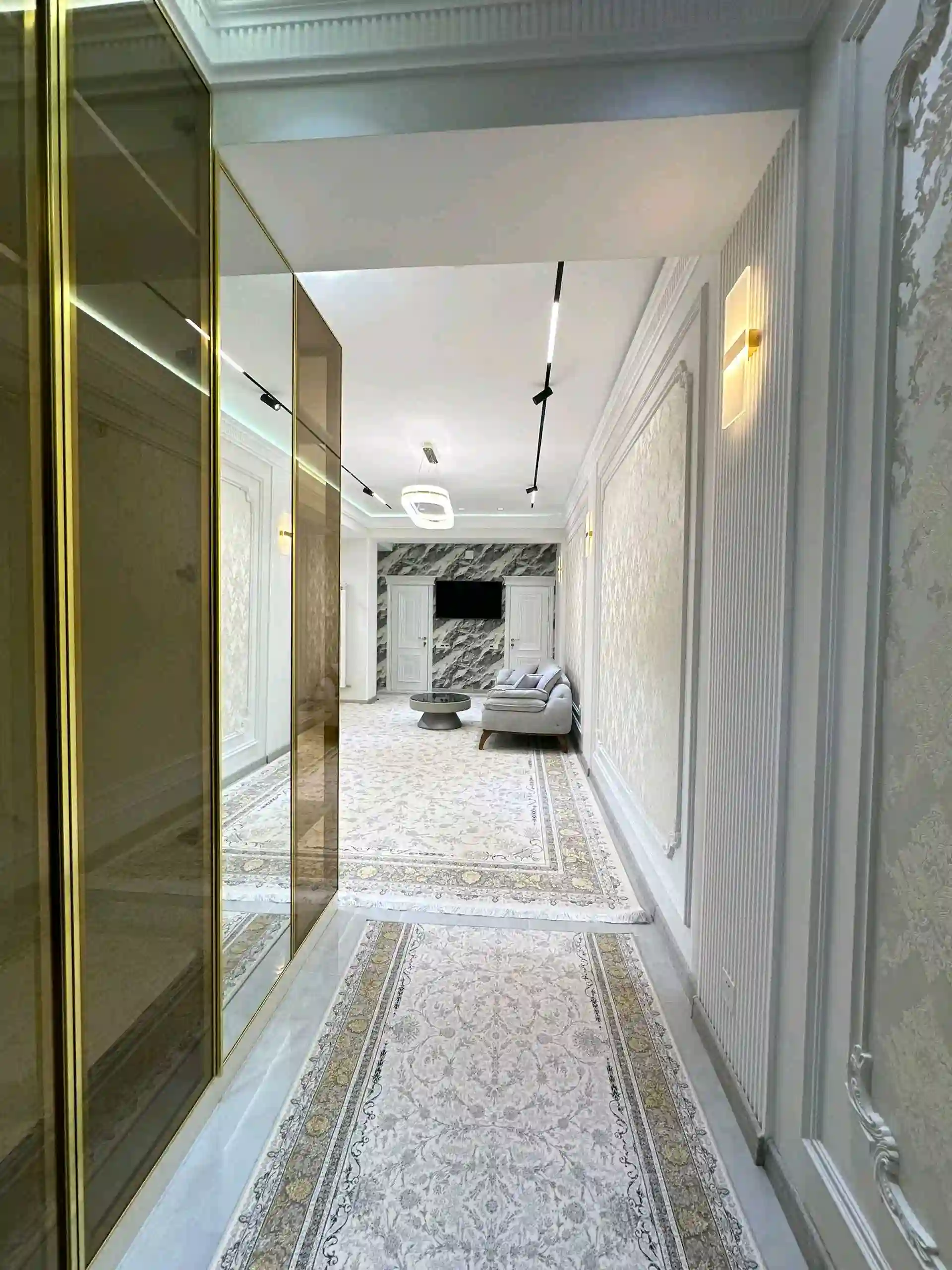 2-к квартира, 12 этаж, 105 м², пеши Донишгои Милли ру ба руи посольствам Турция