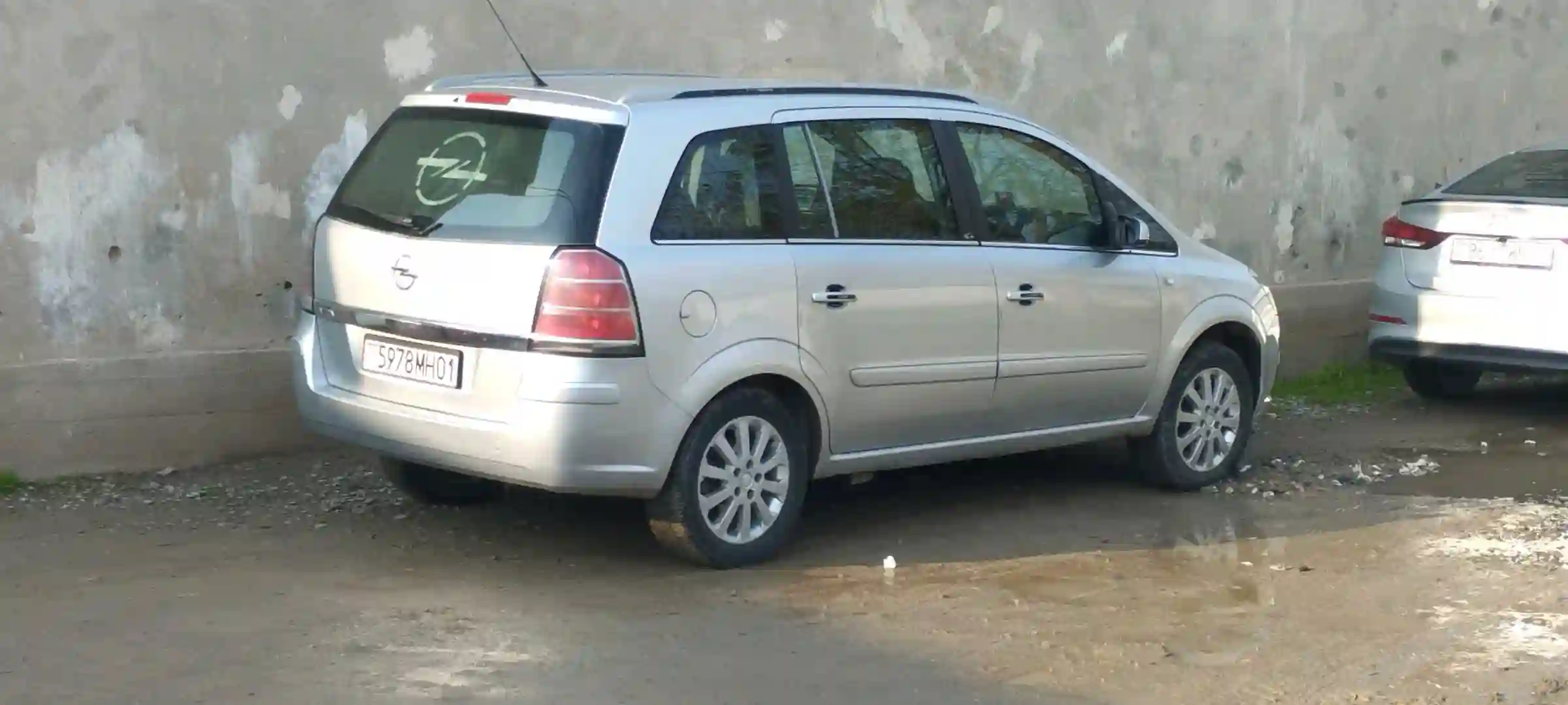 Opel Zafira 2006 — миниатюра 2