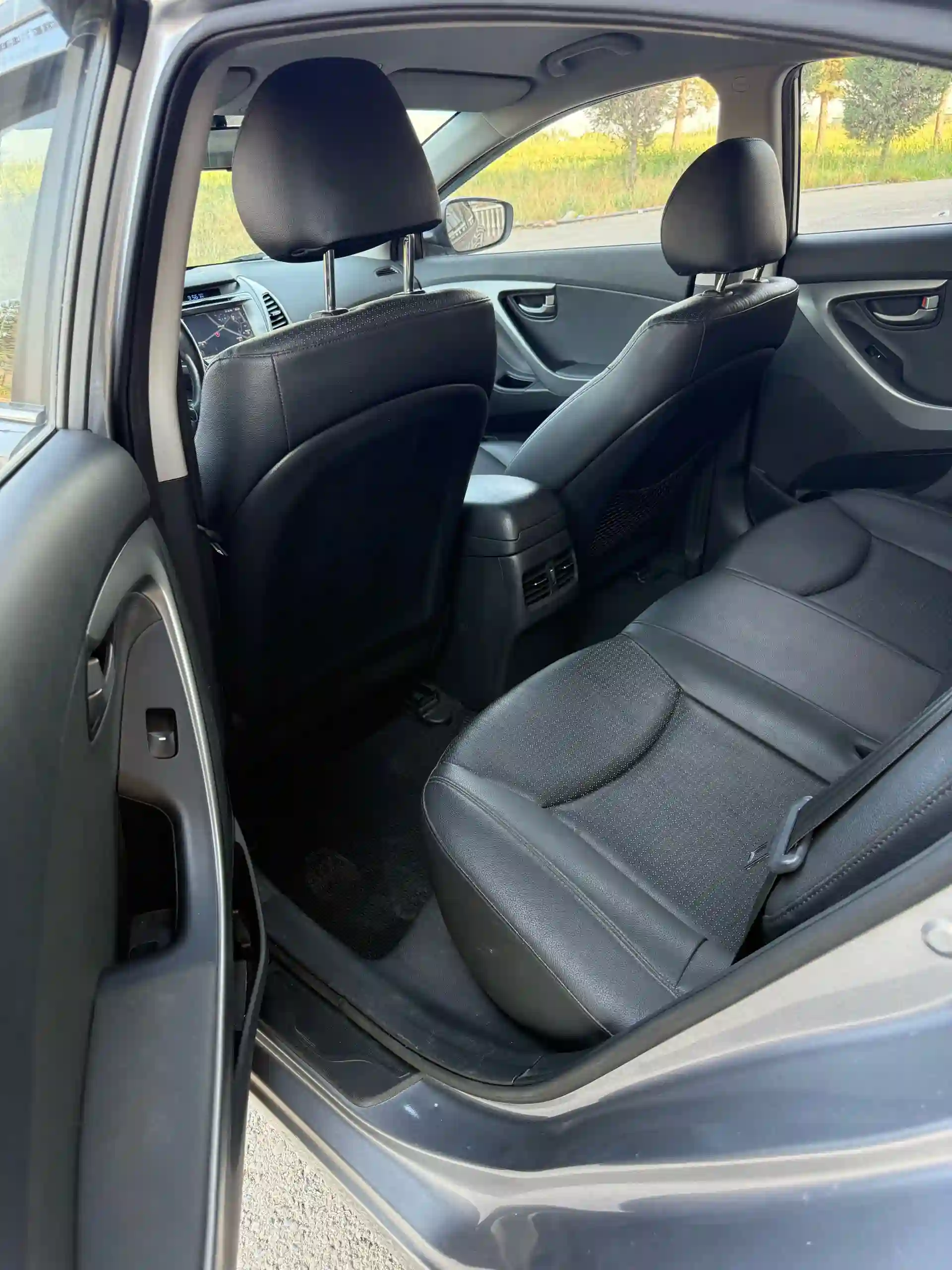 Hyundai Avante 2014 — миниатюра 5