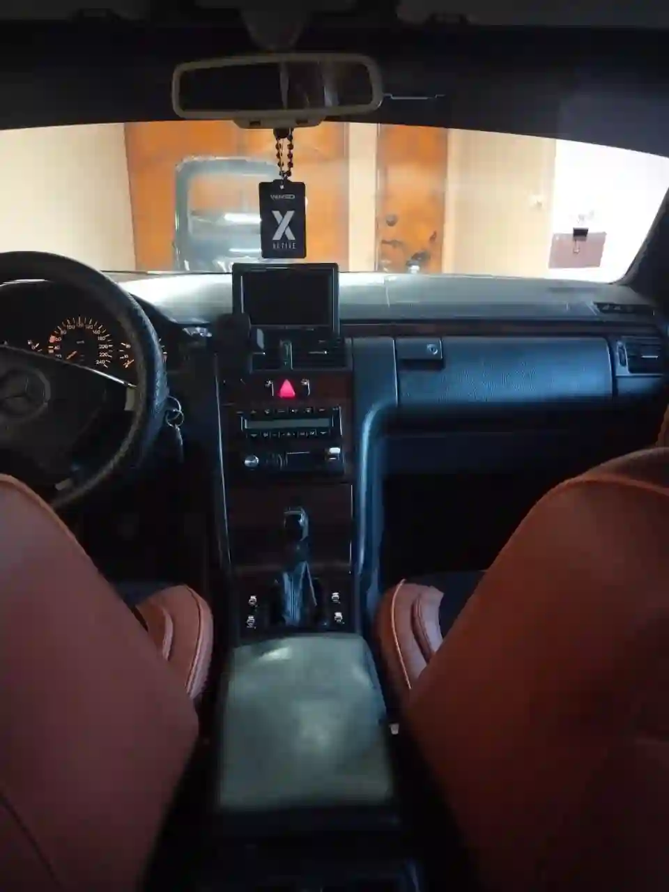 Mercedes-benz E class 1997 — миниатюра 10
