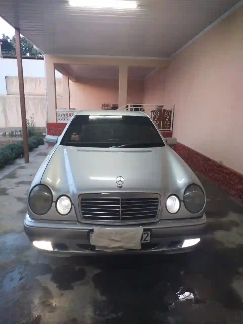 Mercedes-benz E class 1997 — миниатюра 2