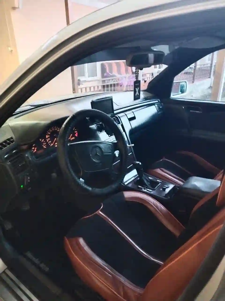 Mercedes-benz E class 1997 — миниатюра 7