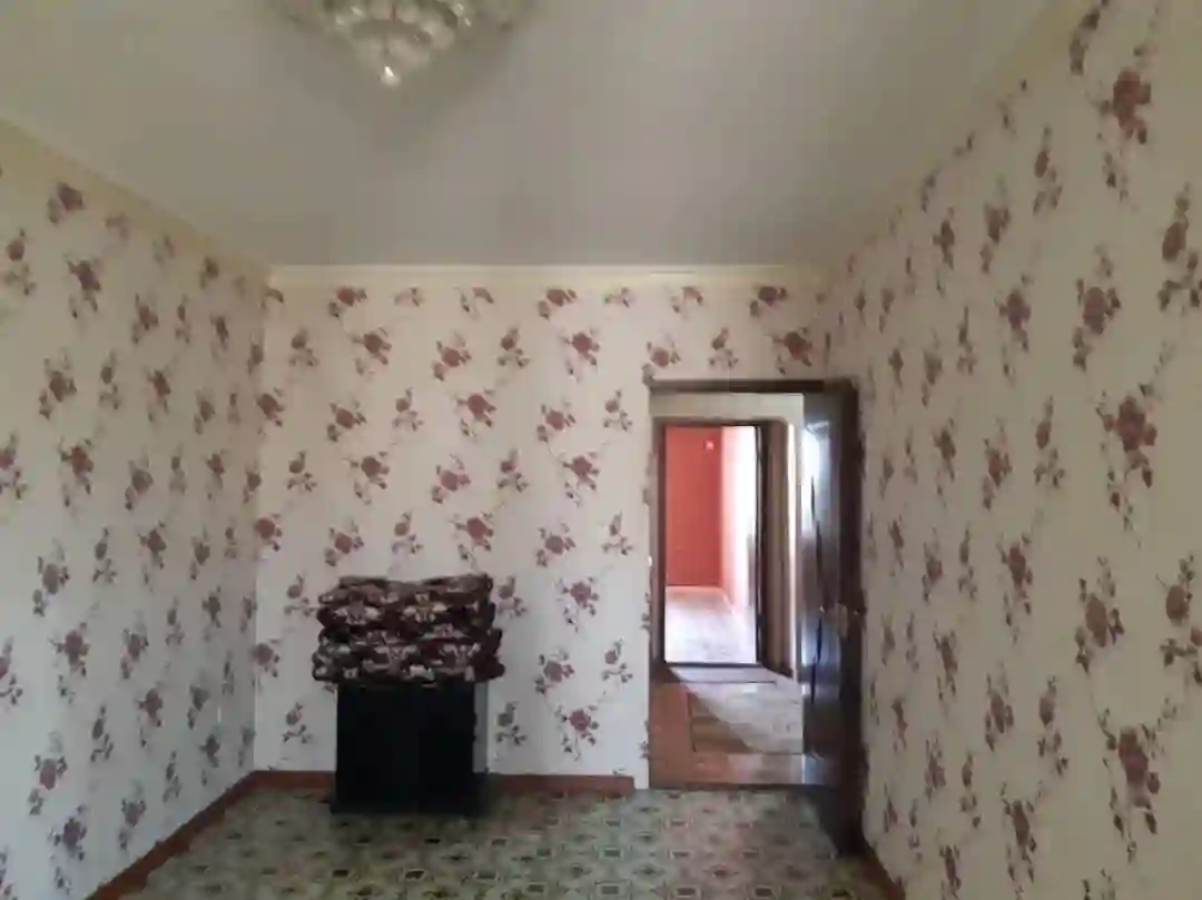 3-к квартира, 5 этаж, 102 м², Чкаловск Ходи Кенчаев,1 — миниатюра 2