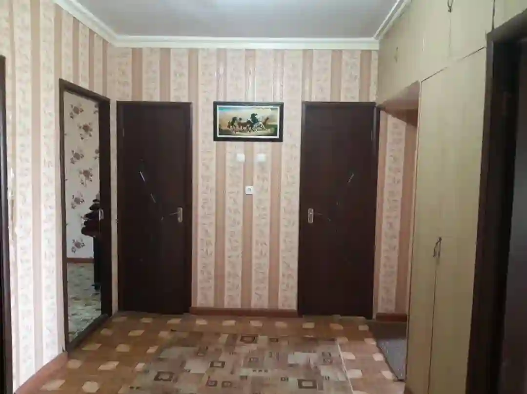 3-к квартира, 5 этаж, 102 м², Чкаловск Ходи Кенчаев,1 — миниатюра 6