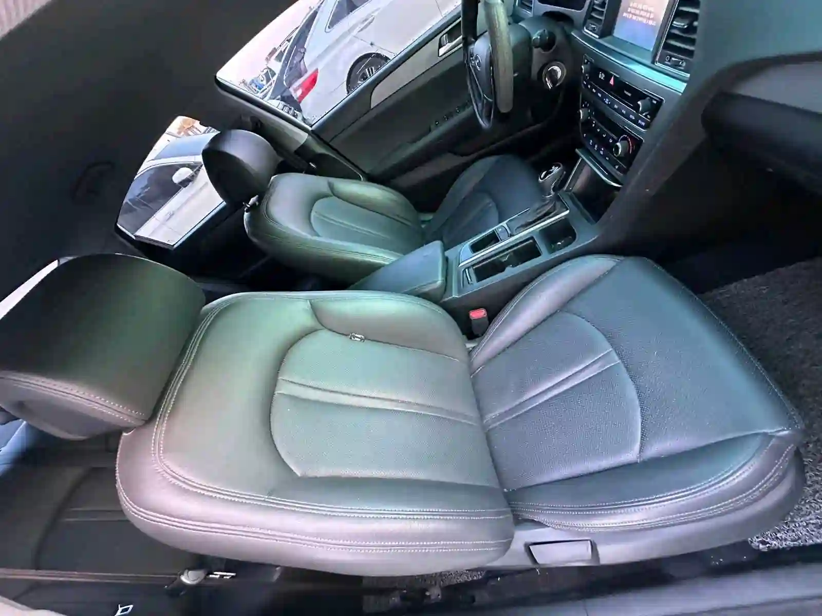 Hyundai Sonata 2014 — миниатюра 8