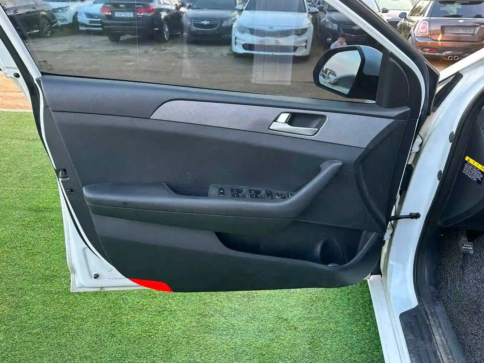 Hyundai Sonata 2014 — миниатюра 21