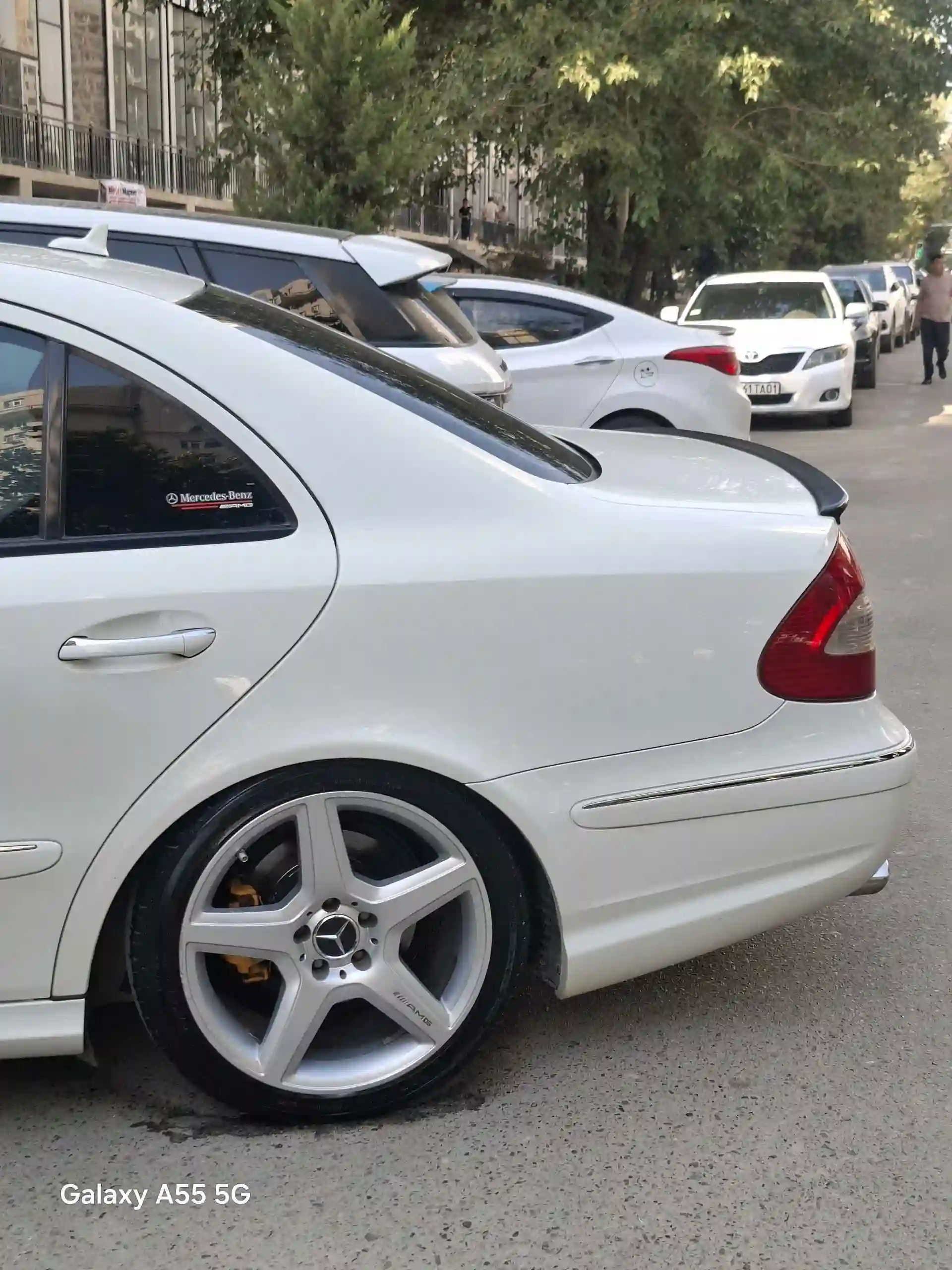Mercedes-benz E class 2009 — миниатюра 3