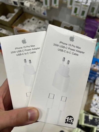 Зарядное устройство Apple iPhone 15 Pro Max