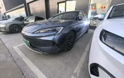 BYD Seal, 2025