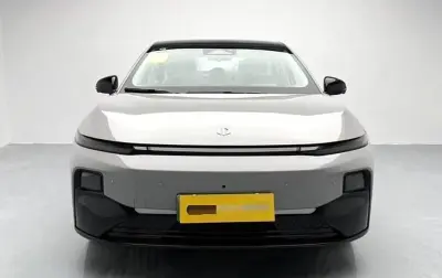 Leapmotor B01, 2025
