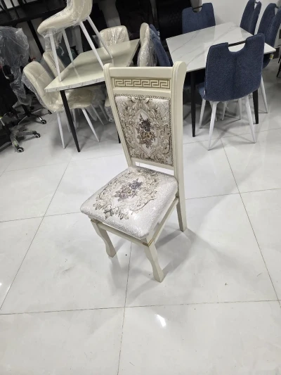 Стулья