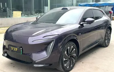 Avatr 07, 2025