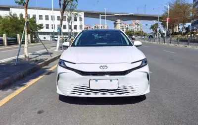 Toyota Camry, 2024