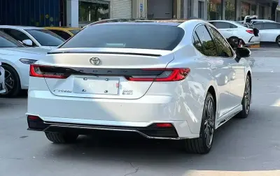 Toyota Camry, 2025